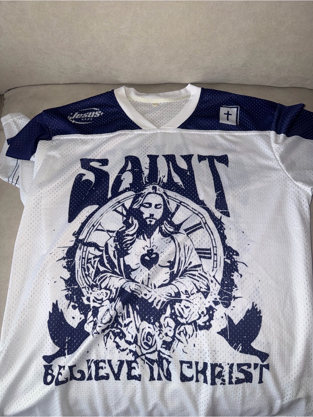 Saint Jersey tee